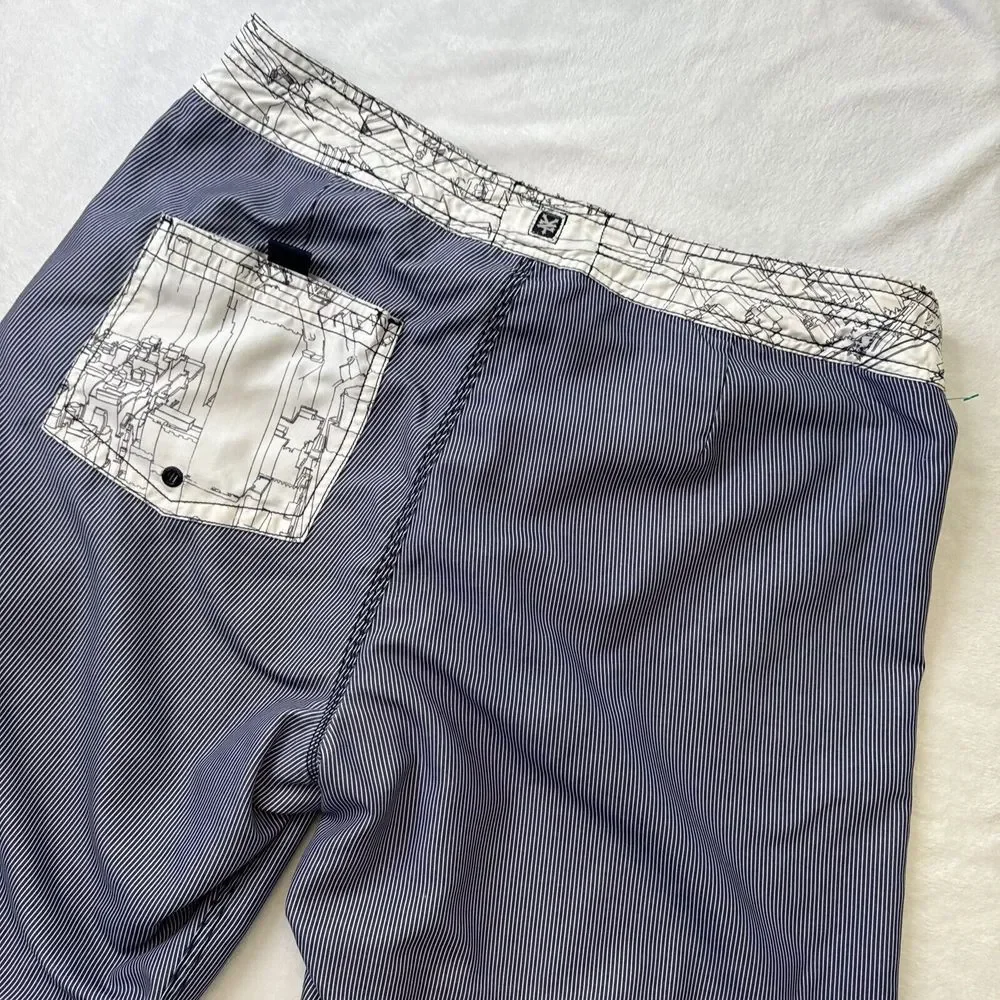 Zoo York Men's 38